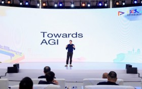 OpenAI前全球商业化负责人：2030年AGI时代将会到来